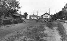 Sta-Central-Islip-Shipt-of-Ties-c1916.jpg (46548 bytes)